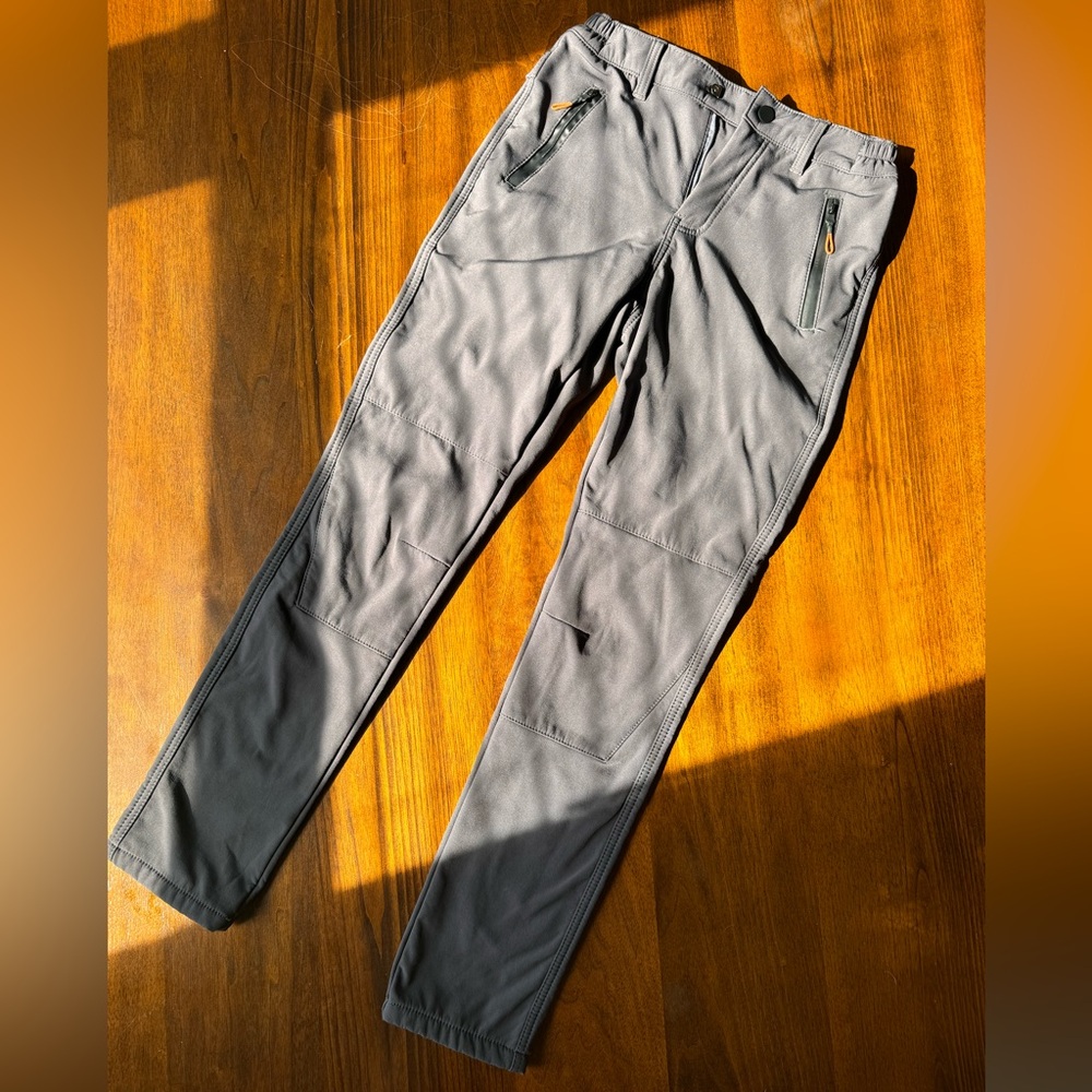 Women’s Size 26x30 Camii Mia Outdoor Hiking 🏔️Windproof/Waterproof Pants